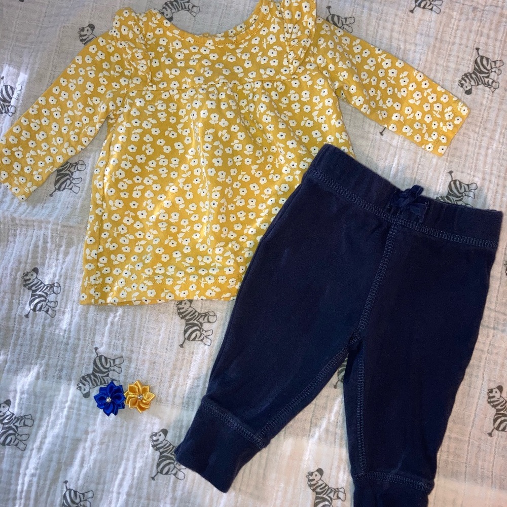 Carters baby gurl outfit
